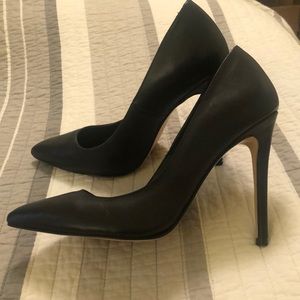 Steve Madden Orkid Pump